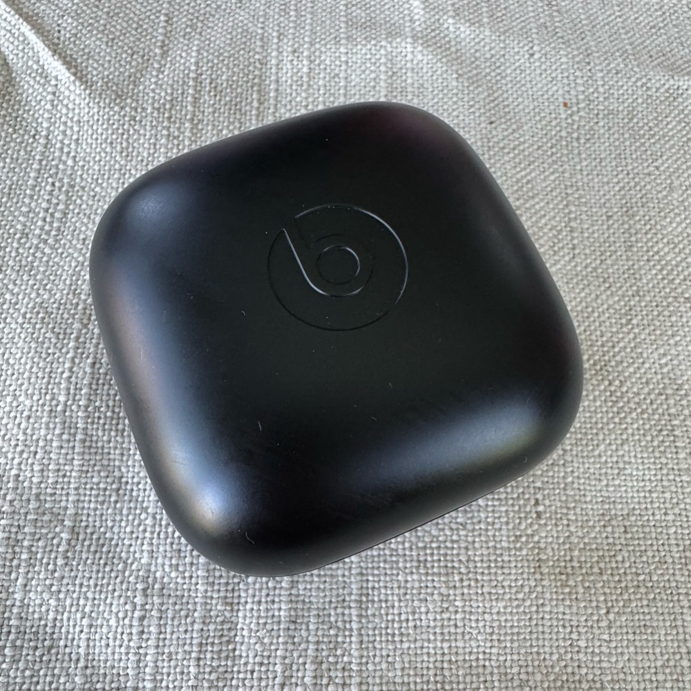 PowerBeats Pro Black Earbuds